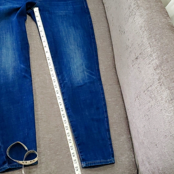 Lucky Brand skinny jeans - Picture 4 of 6